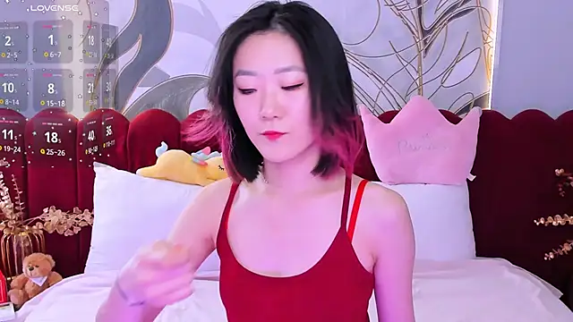 Snapshot of AikoYamada chatting on 09/13/25, 06:57 AikoYamada online show from 09/13/25, 06:57