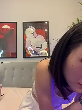 Snapshot of AikoYamada chatting on 11/01/25, 06:26 AikoYamada online show from 11/01/25, 06:26