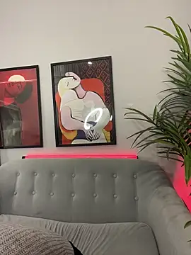 Snapshot of AikoYamada chatting on 11/17/25, 05:46 AikoYamada online show from 11/17/25, 05:46