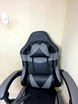 Snapshot of Vliacoooper2 chatting on 09/13/25, 08:47 Vliacoooper2 online show from 09/13/25, 08:47