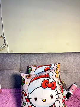 Snapshot of Vliacoooper2 chatting on 11/26/25, 05:30 Vliacoooper2 online show from 11/26/25, 05:30