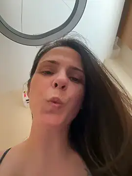 Lady LauraRose online show from 10/20/25, 07:03