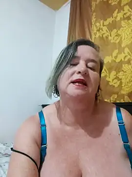 Snapshot of Miss-tetas chatting on 11/23/25, 11:04 Miss-tetas online show from 11/23/25, 11:04