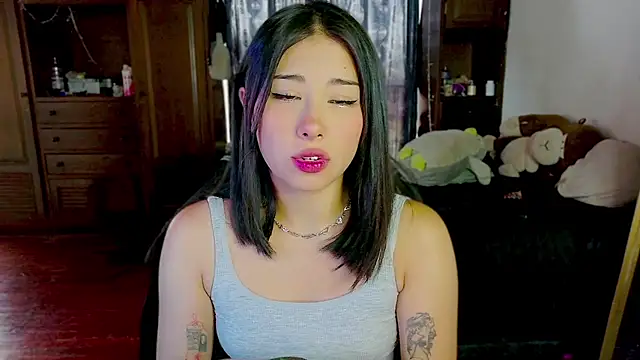 Shisuku Sophi online show from 07/09/26, 01:59