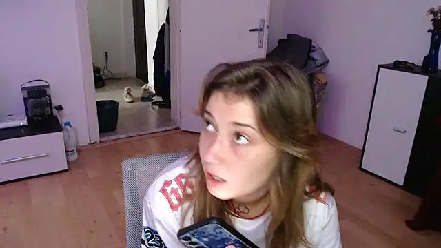 Aliens4twenty online show from 10/06/25, 09:18