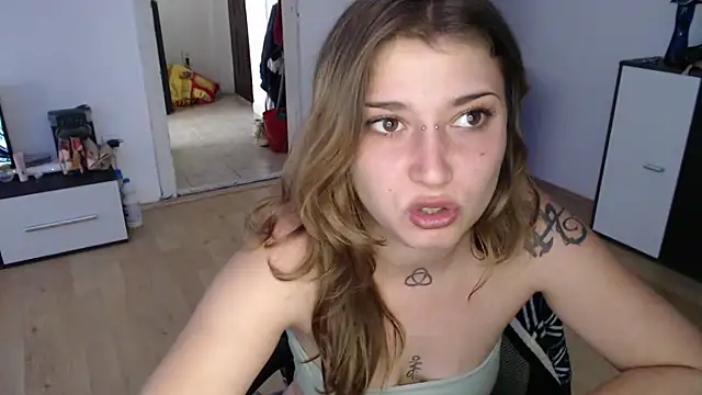 Aliens4twenty online show from 10/25/25, 11:07