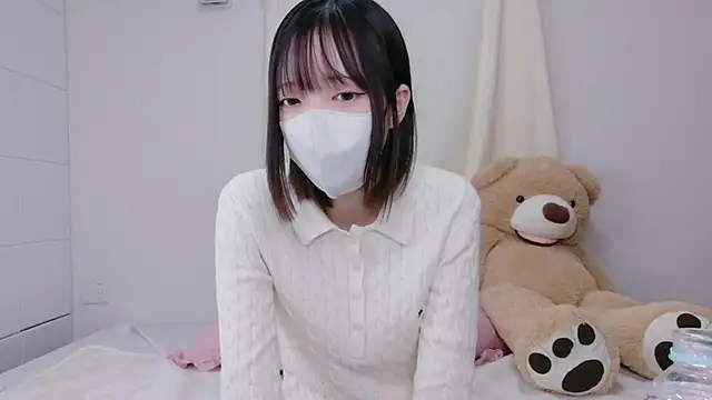 Azusa 128 online show from 11/12/25, 07:42