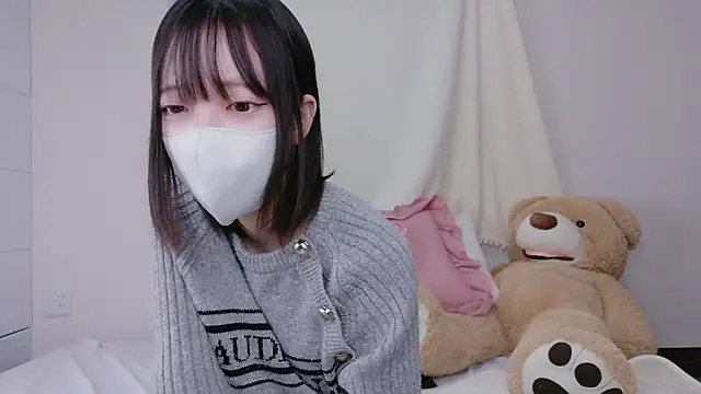 Azusa 128 online show from 11/20/25, 08:03