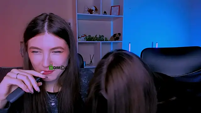 Snapshot of barbara_crazy chatting on 10/07/25, 07:11 barbara crazy online show from 10/07/25, 07:11