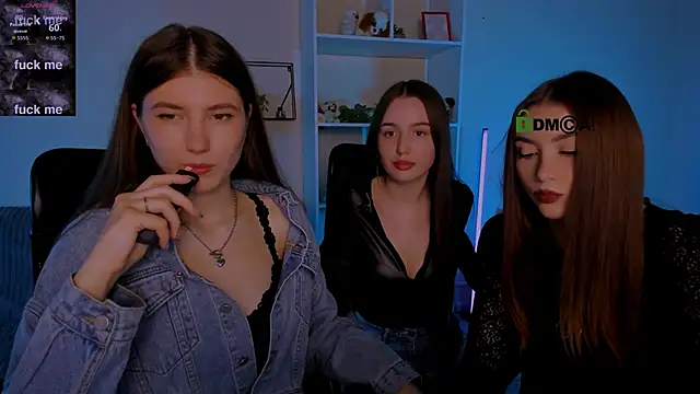 Snapshot of barbara_crazy chatting on 10/10/25, 01:32 barbara crazy online show from 10/10/25, 01:32