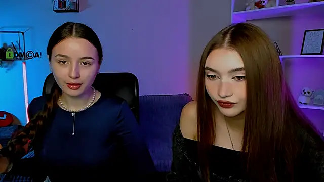 Snapshot of barbara_crazy chatting on 10/18/25, 08:37 barbara crazy online show from 10/18/25, 08:37