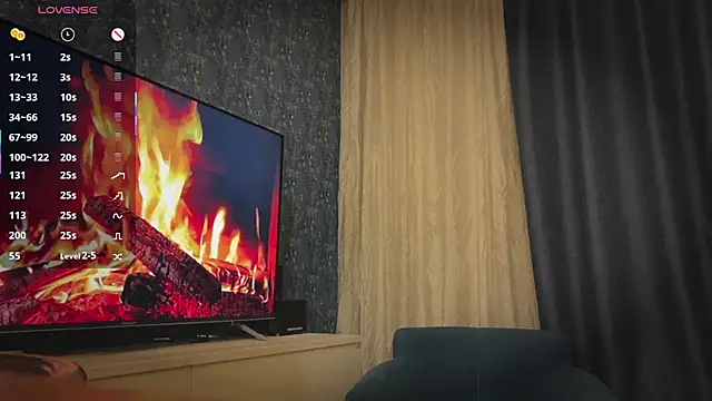 arachnissa online show from 10/17/25, 03:31