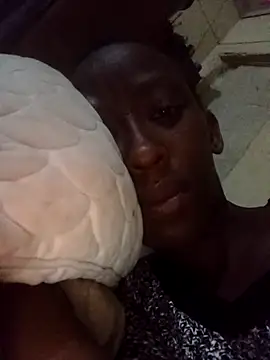 RFeltomWhitJ online show from 10/17/25, 10:12