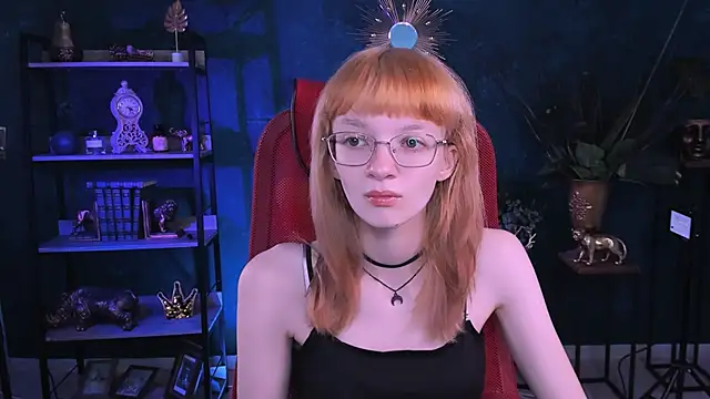 MollyJiggles online show from 10/02/25, 12:23