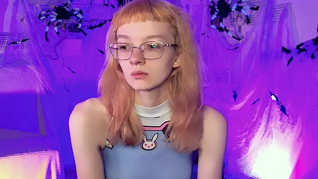 MollyJiggles online show from 10/24/25, 12:12