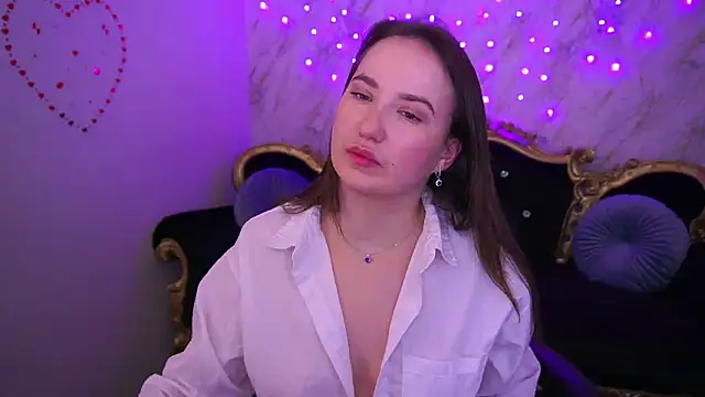 Snapshot of SofieBloom chatting on 02/28/26, 11:17 SofieBloom online show from 02/28/26, 11:17