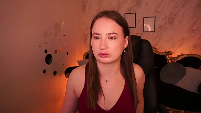 Snapshot of SofieBloom chatting on 04/29/26, 11:33 SofieBloom online show from 04/29/26, 11:33