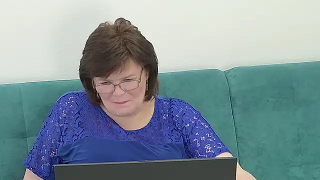 Snapshot of Sandra_Sunrise chatting on 11/22/25, 09:30 Sandra Sunrise online show from 11/22/25, 09:30