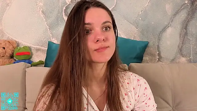 chloemilka online show from 06/20/26, 05:49