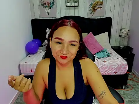 Snapshot of salome_rojas_ chatting on 09/19/25, 01:45 salome rojas online show from 09/19/25, 01:45