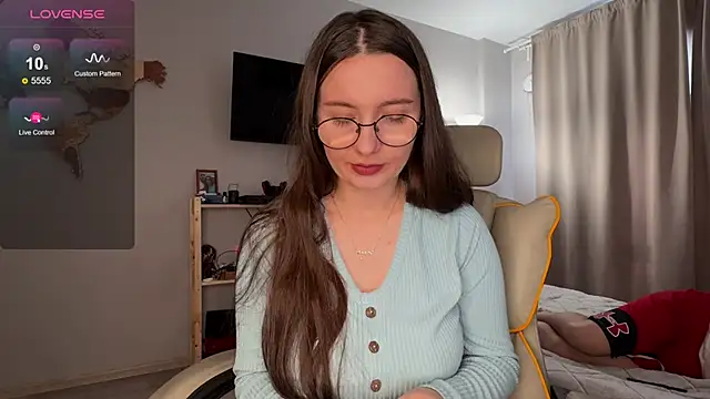 wwow meow online show from 10/11/25, 06:34