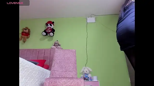 Snapshot of hot_Dariana_pantyhose chatting on 10/11/25, 10:36 hot Dariana pantyhose online show from 10/11/25, 10:36