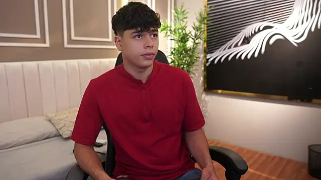 Snapshot of Ethan_occonor chatting on 01/17/26, 12:54 Ethan occonor online show from 01/17/26, 12:54