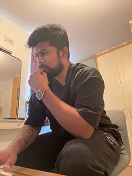 Snapshot of CrazyShashank chatting on 09/21/25, 03:35 CrazyShashank online show from 09/21/25, 03:35