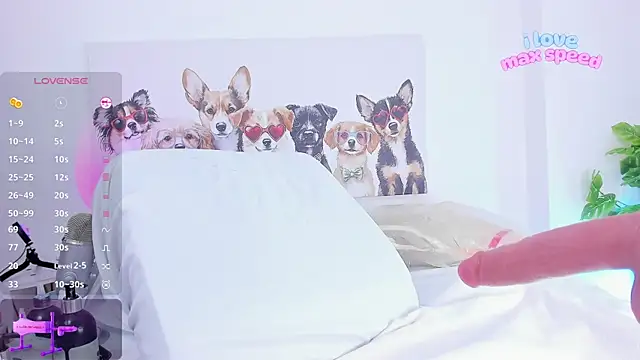 melly col online show from 10/08/25, 08:06