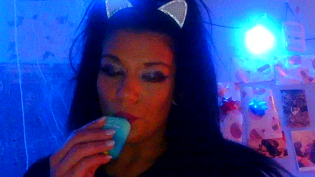 ovmilf online show from 12/17/25, 02:45