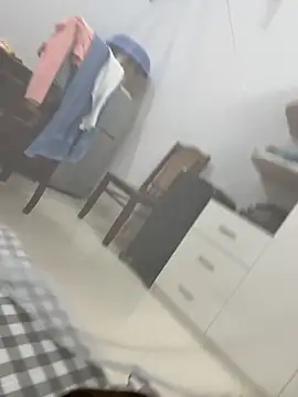 PhuongNhi21 online show from 10/20/25, 11:49