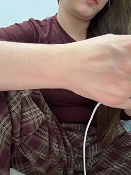 PhuongNhi21 online show from 10/23/25, 01:43