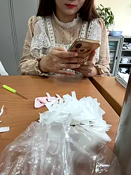 PhuongNhi21 online show from 10/25/25, 01:13