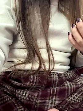 PhuongNhi21 online show from 12/16/25, 02:33