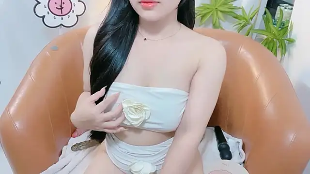 Snapshot of --Ssu--Jp chatting on 10/29/25, 04:20 --Ssu--Jp online show from 10/29/25, 04:20