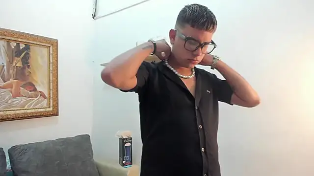 DavilANDkevin2 online show from 10/18/25, 02:14