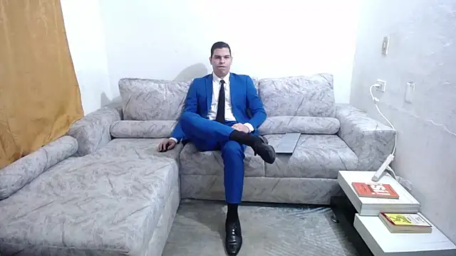 Victor Maitland online show from 10/31/25, 07:59