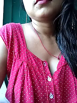 Desi couple305 online show from 09/28/25, 01:33