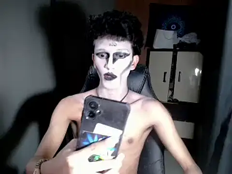 kenbigcockxx online show from 11/05/25, 05:02