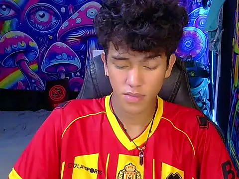kenbigcockxx online show from 06/01/26, 02:02