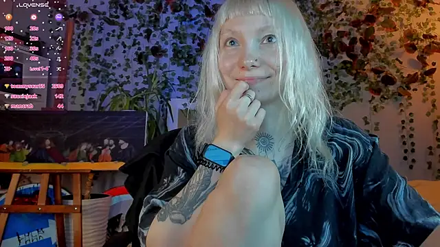 Snapshot of tattoo_art_baby chatting on 08/04/26, 04:04 tattoo art baby online show from 08/04/26, 04:04