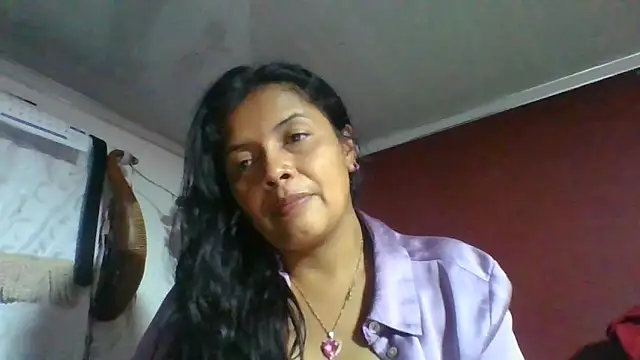 DianaOchoa  online show from 05/05/26, 03:03
