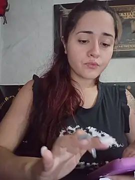 Snapshot of candy__fox_ chatting on 10/11/25, 12:58 candy  fox  online show from 10/11/25, 12:58