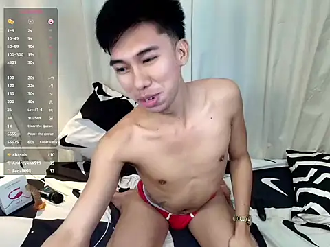 Snapshot of Ur_pinoyhotbrix chatting on 04/15/26, 07:58 Ur pinoyhotbrix online show from 04/15/26, 07:58