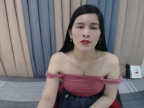 Snapshot of pinay_amaliax chatting on 04/08/26, 10:15 pinay amaliax online show from 04/08/26, 10:15