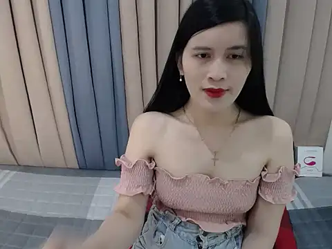 Snapshot of pinay_amaliax chatting on 04/14/26, 10:10 pinay amaliax online show from 04/14/26, 10:10