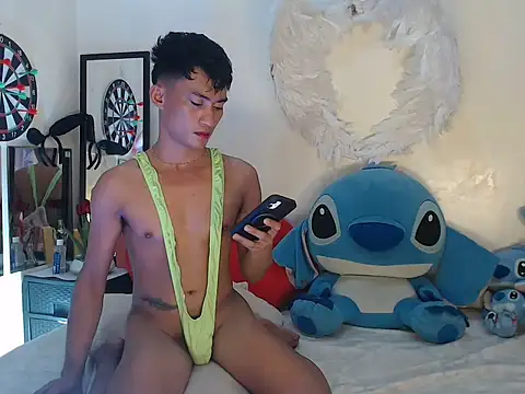 good boy in bed online show from 10/23/25, 03:44