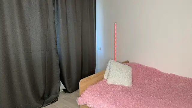 Rebel Angel  online show from 09/24/25, 05:55