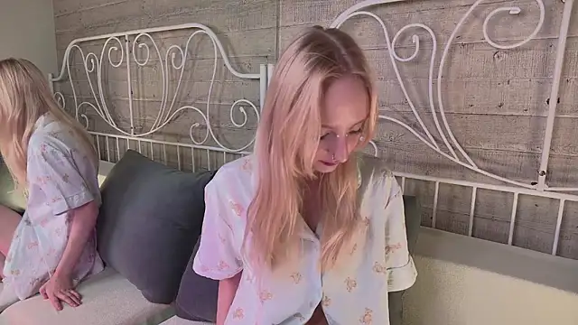 Snapshot of maya_snow chatting on 11/07/25, 04:34 maya snow online show from 11/07/25, 04:34