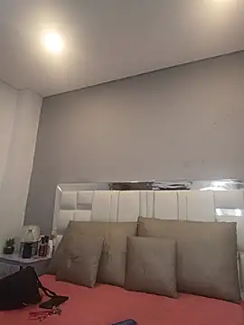 Eva Johnss online show from 07/28/26, 10:43